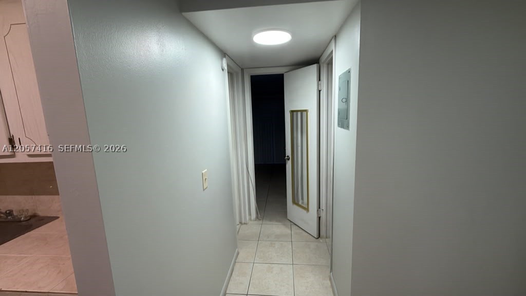 125 Canterbury E 125 Property Photo 6