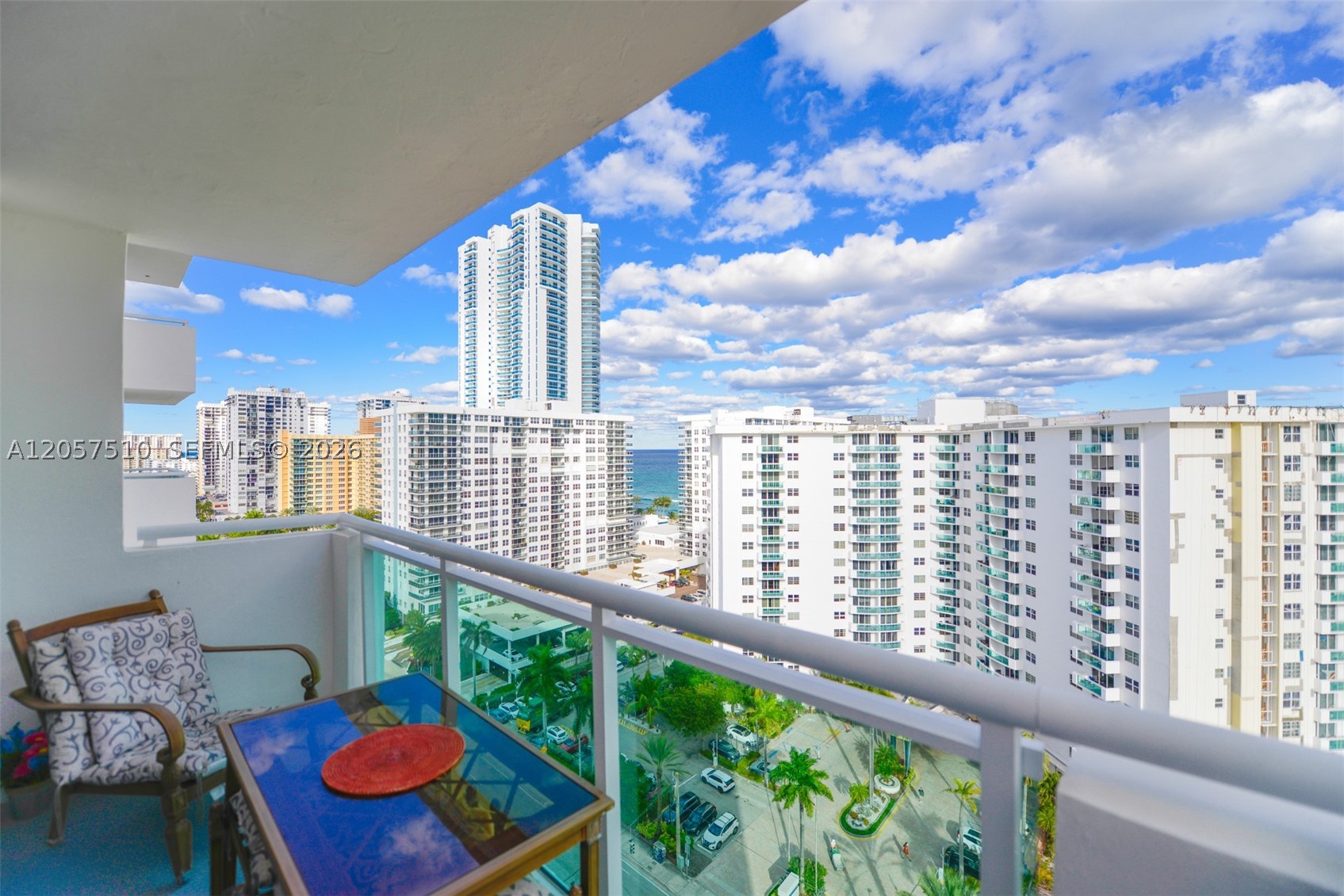 3000 S Ocean Dr 1506 Property Photo 4