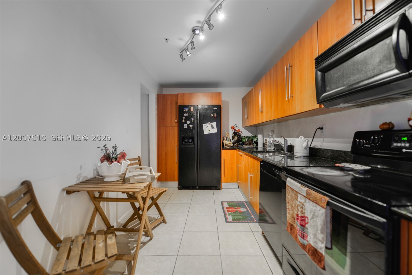 3000 S Ocean Dr 1506 Property Photo 10