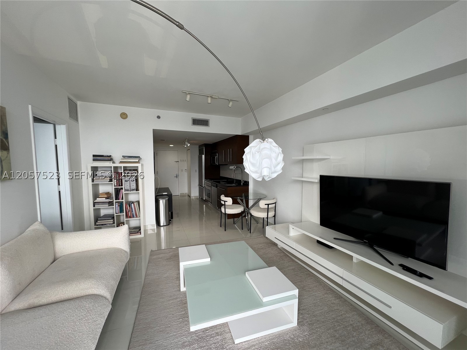 465 Brickell Ave 5304 Property Photo 3
