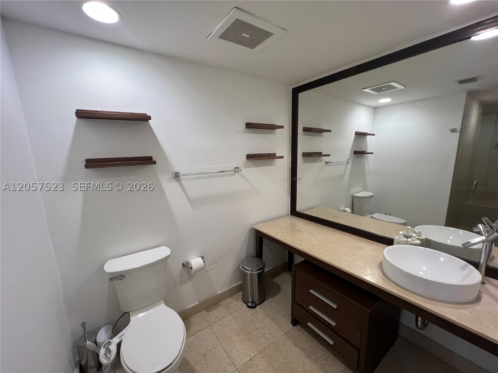 465 Brickell Ave 5304 Property Photo 6