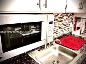 900 Sw 11th Ave 17c Property Photo 15