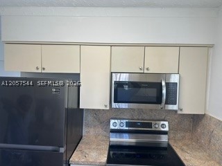 1635 Nw 1st Ave Property Photo 9