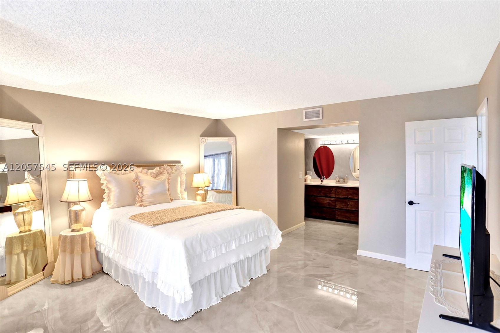 3940 Inverrary Blvd 703-a Property Photo 11