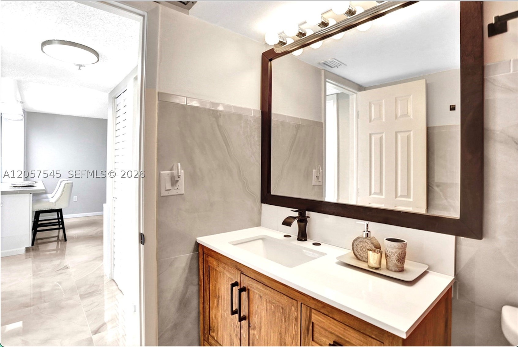 3940 Inverrary Blvd 703-a Property Photo 19