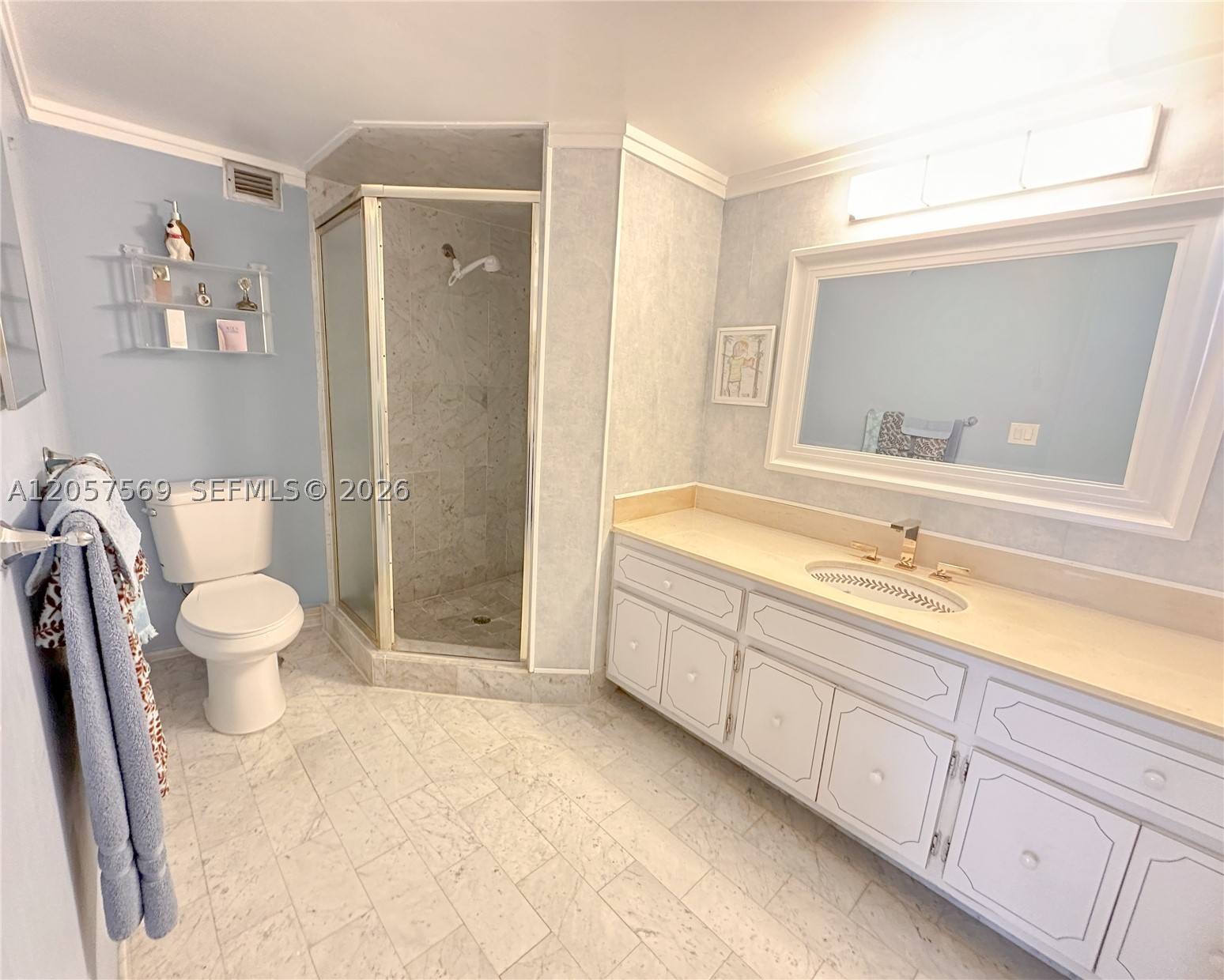 1904 S Ocean Dr 1803 Property Photo 7