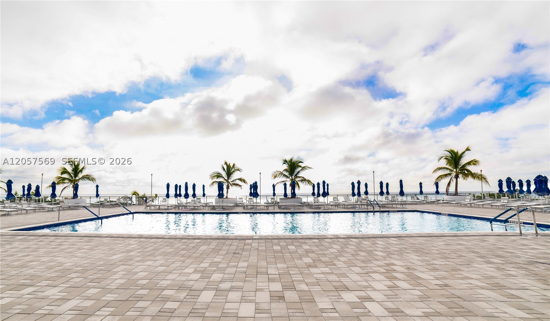 1904 S Ocean Dr 1803 Property Photo 14