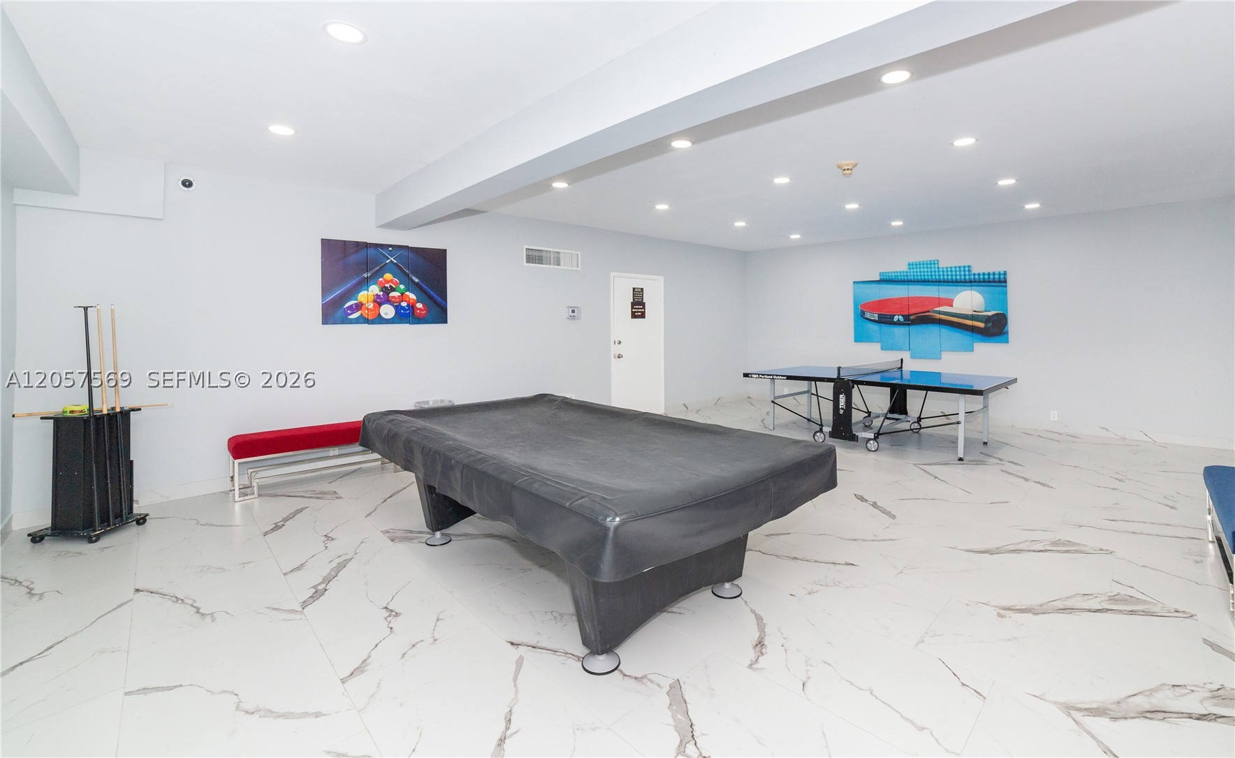 1904 S Ocean Dr 1803 Property Photo 17