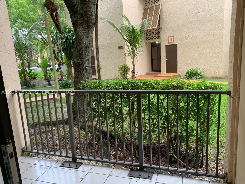 14221 N Kendall Dr 110c Property Photo 14