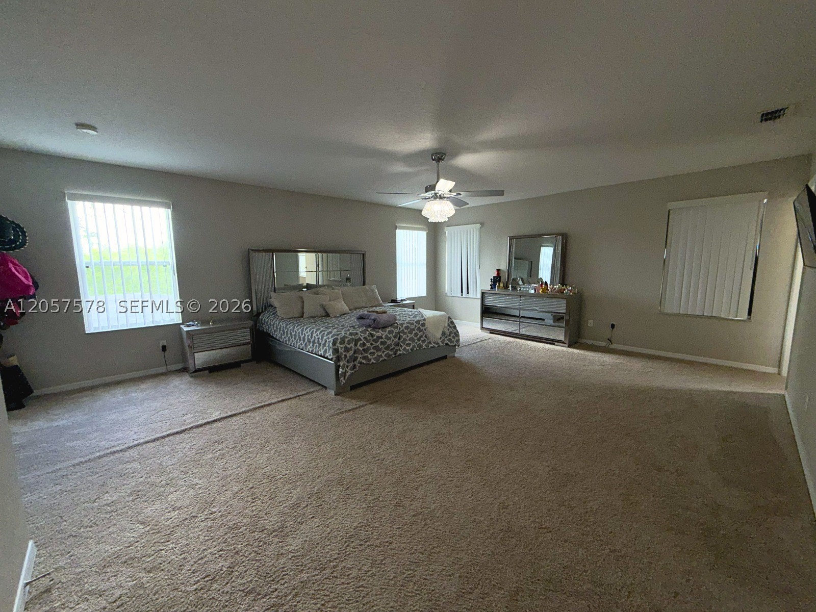 233 Aldridge Ln Property Photo 25