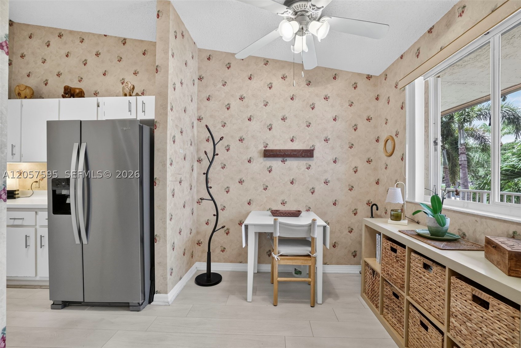 7449 N Devon Dr 207 Property Photo 10