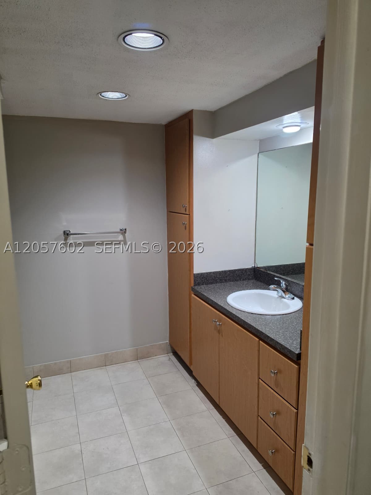 6630 Racquet Club Dr 163 Property Photo 7
