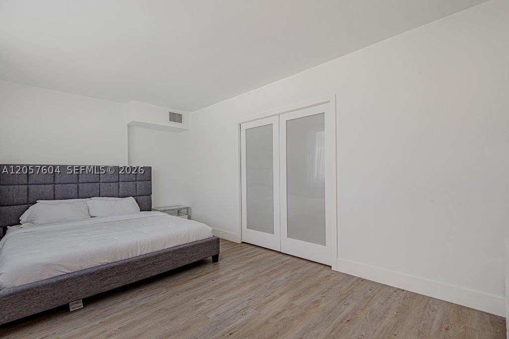 2301 Collins Ave 1528 Property Photo 19
