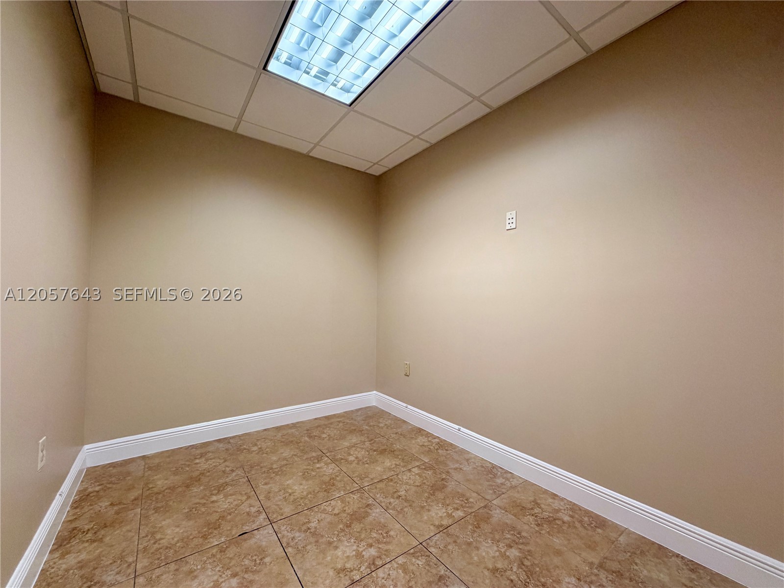 344 W 65th St 201 Property Photo 12