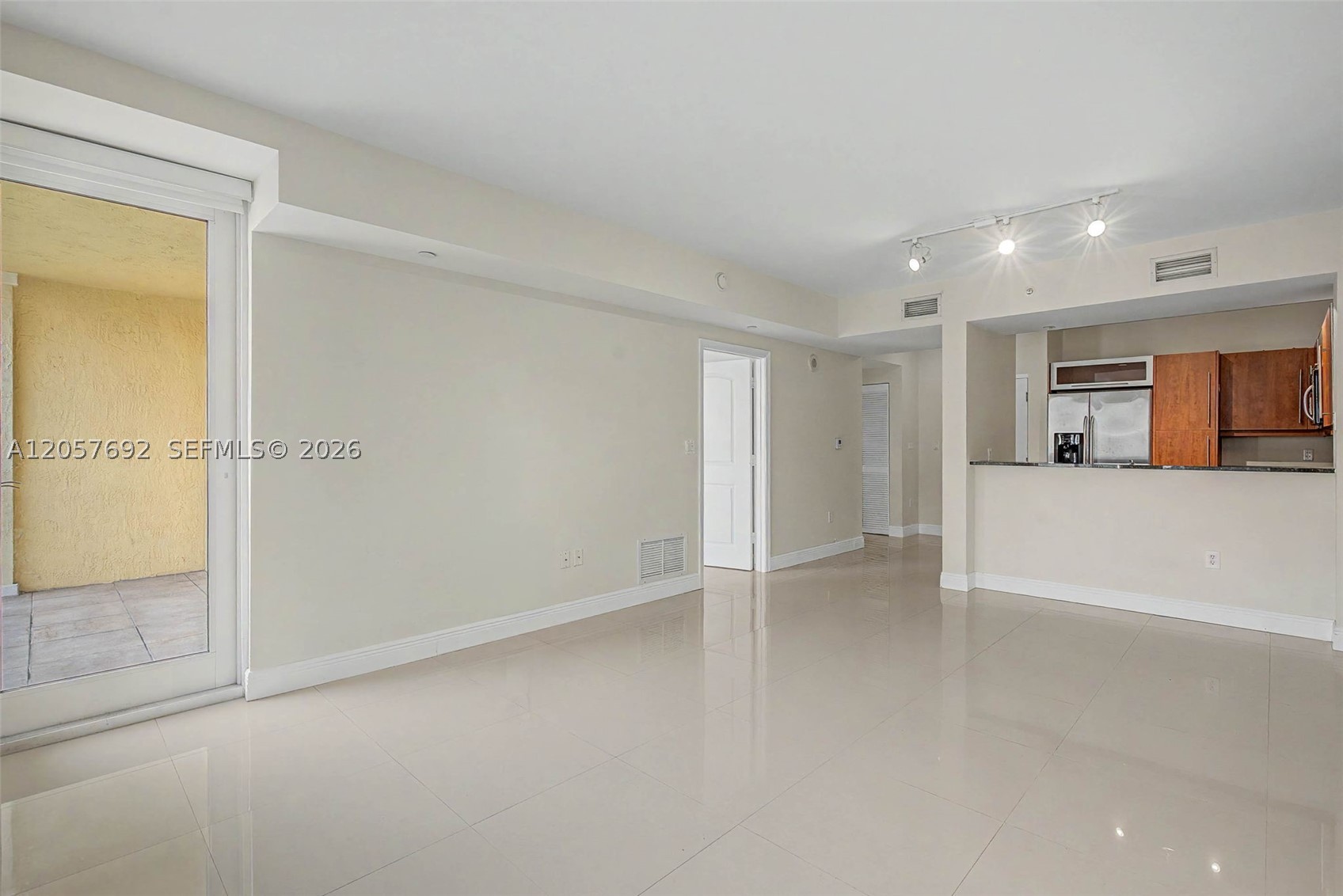 7350 Sw 89th St 1603s Property Photo 8