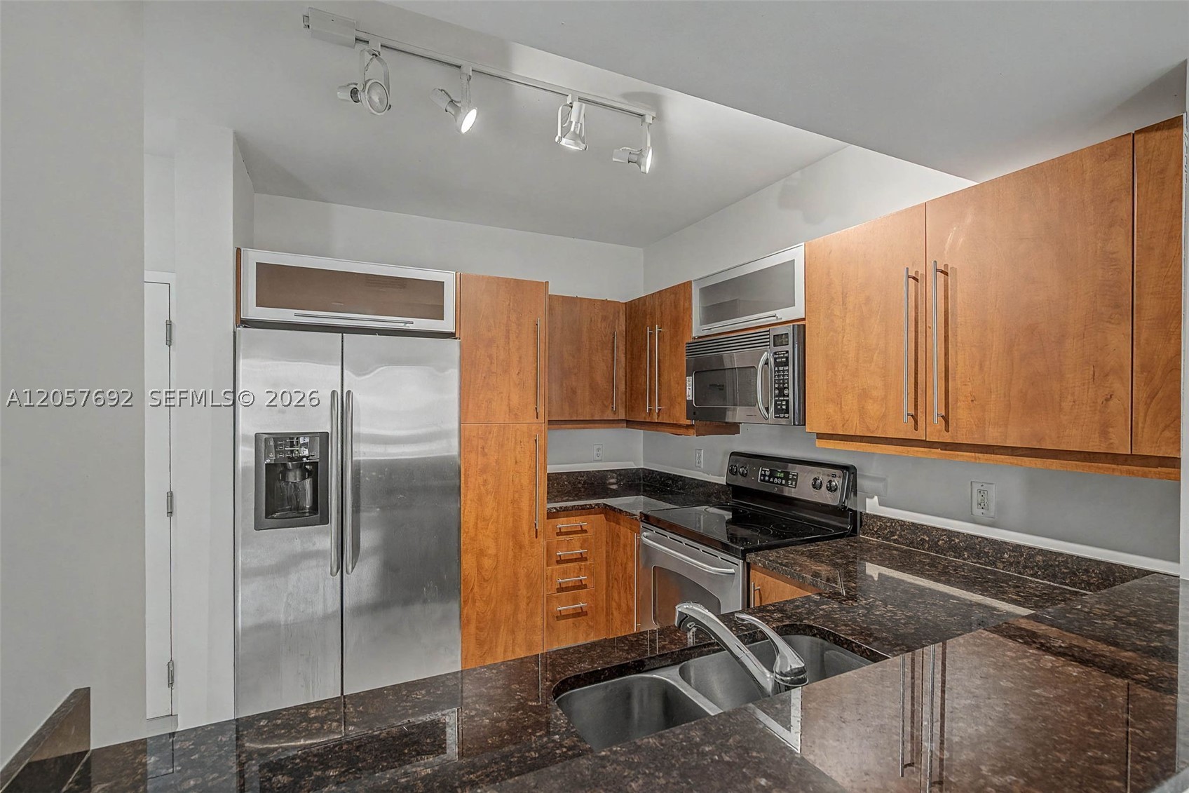7350 Sw 89th St 1603s Property Photo 10