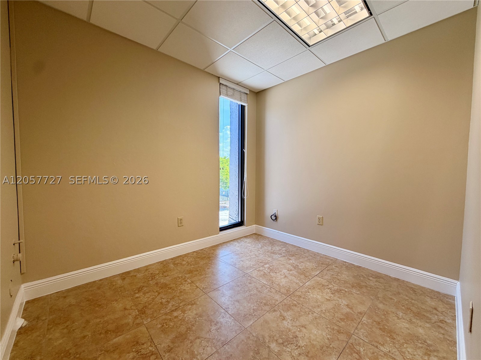 344 W 65th St 204 Property Photo 15