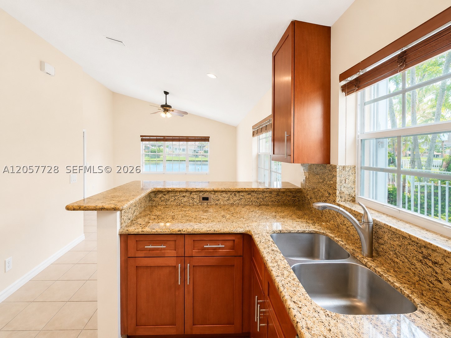 1041 Cedar Falls Dr Property Photo 11