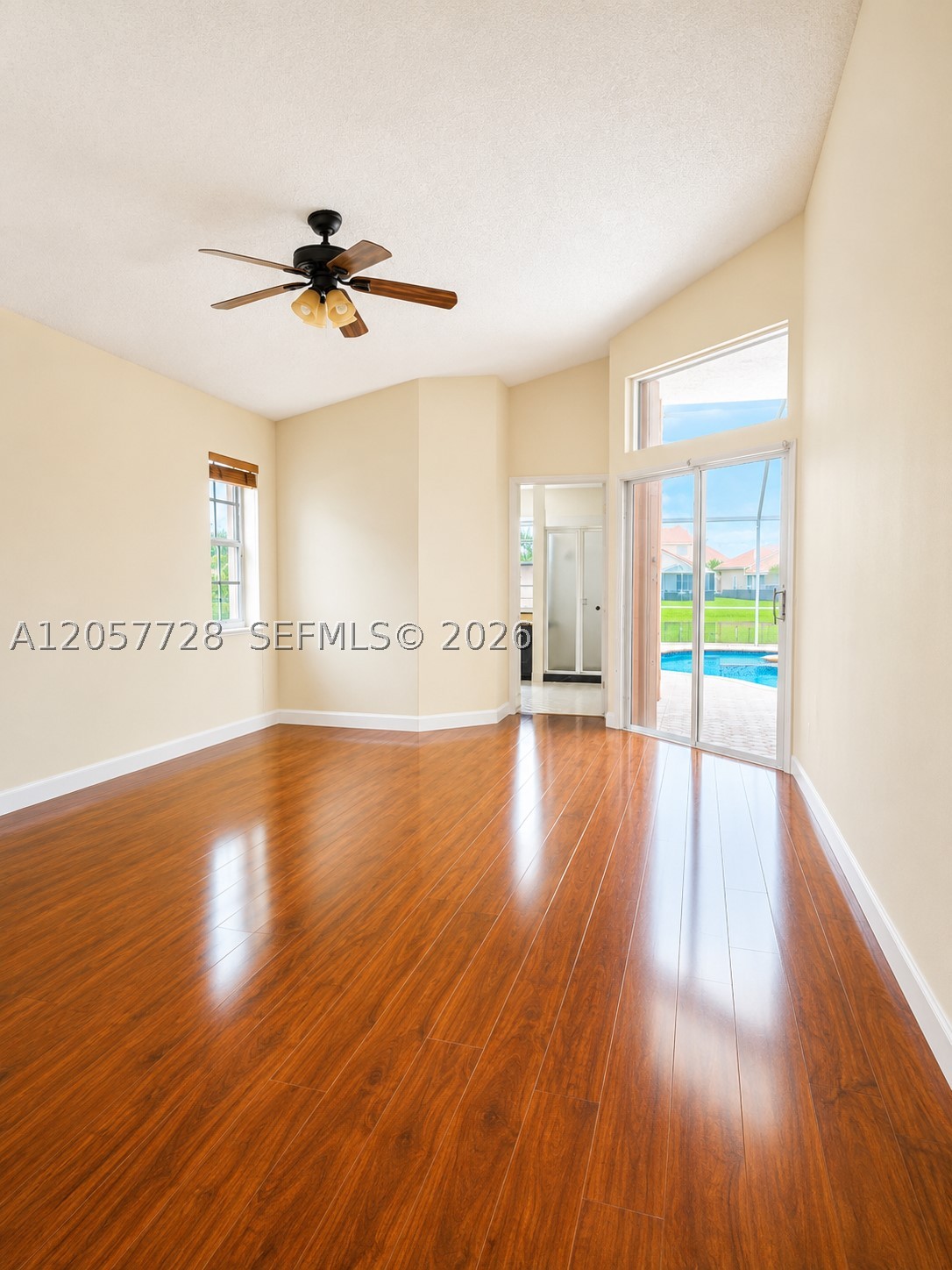 1041 Cedar Falls Dr Property Photo 15