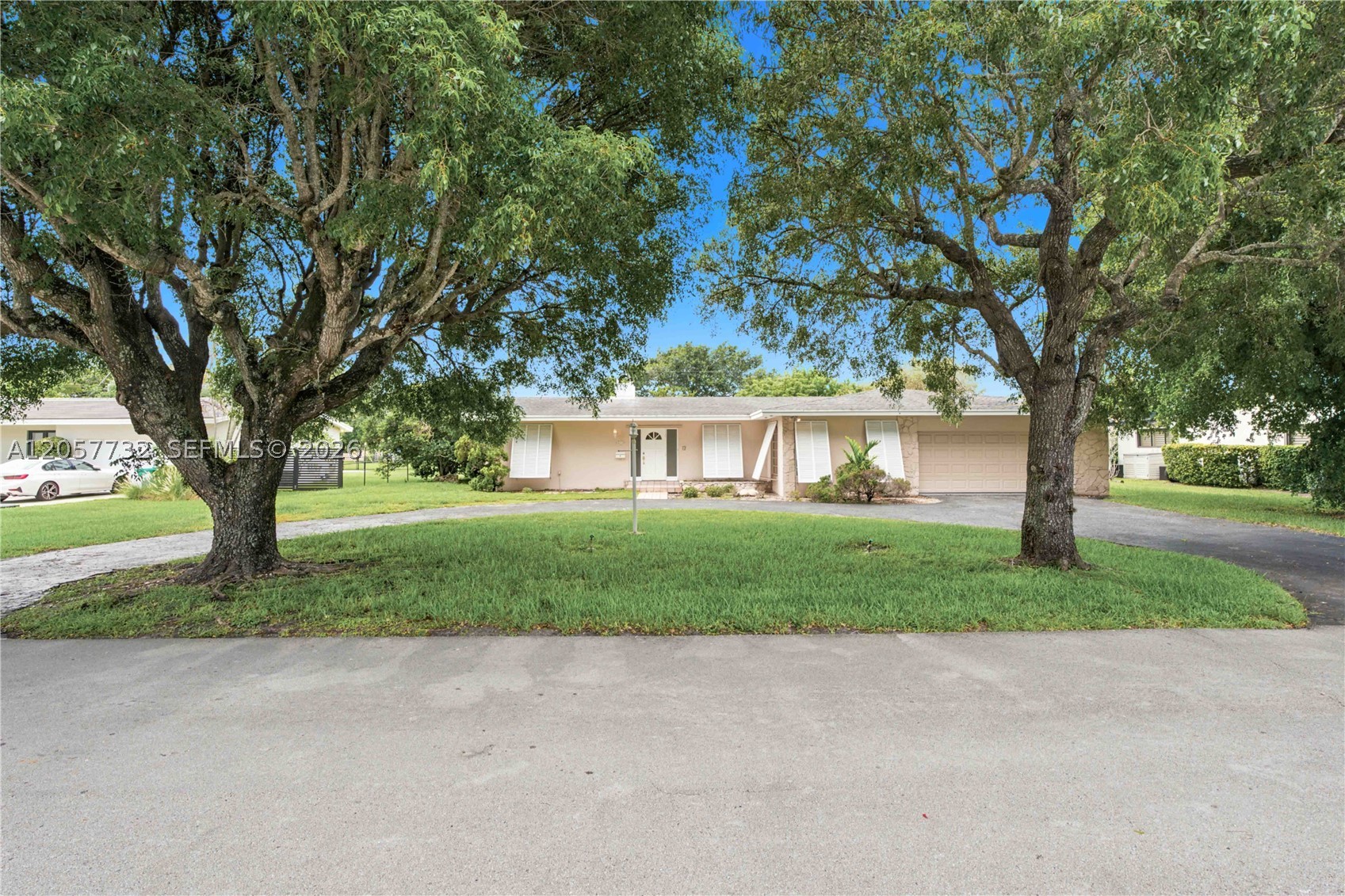 8010 SW 139th Ter