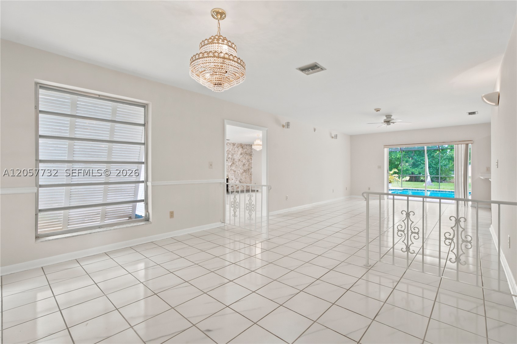 8010 Sw 139th Ter Property Photo 5
