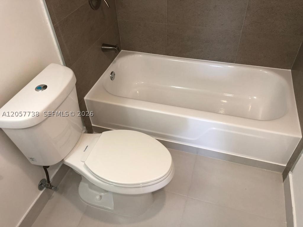 9682 Fontainebleau Blvd 507 Property Photo 11