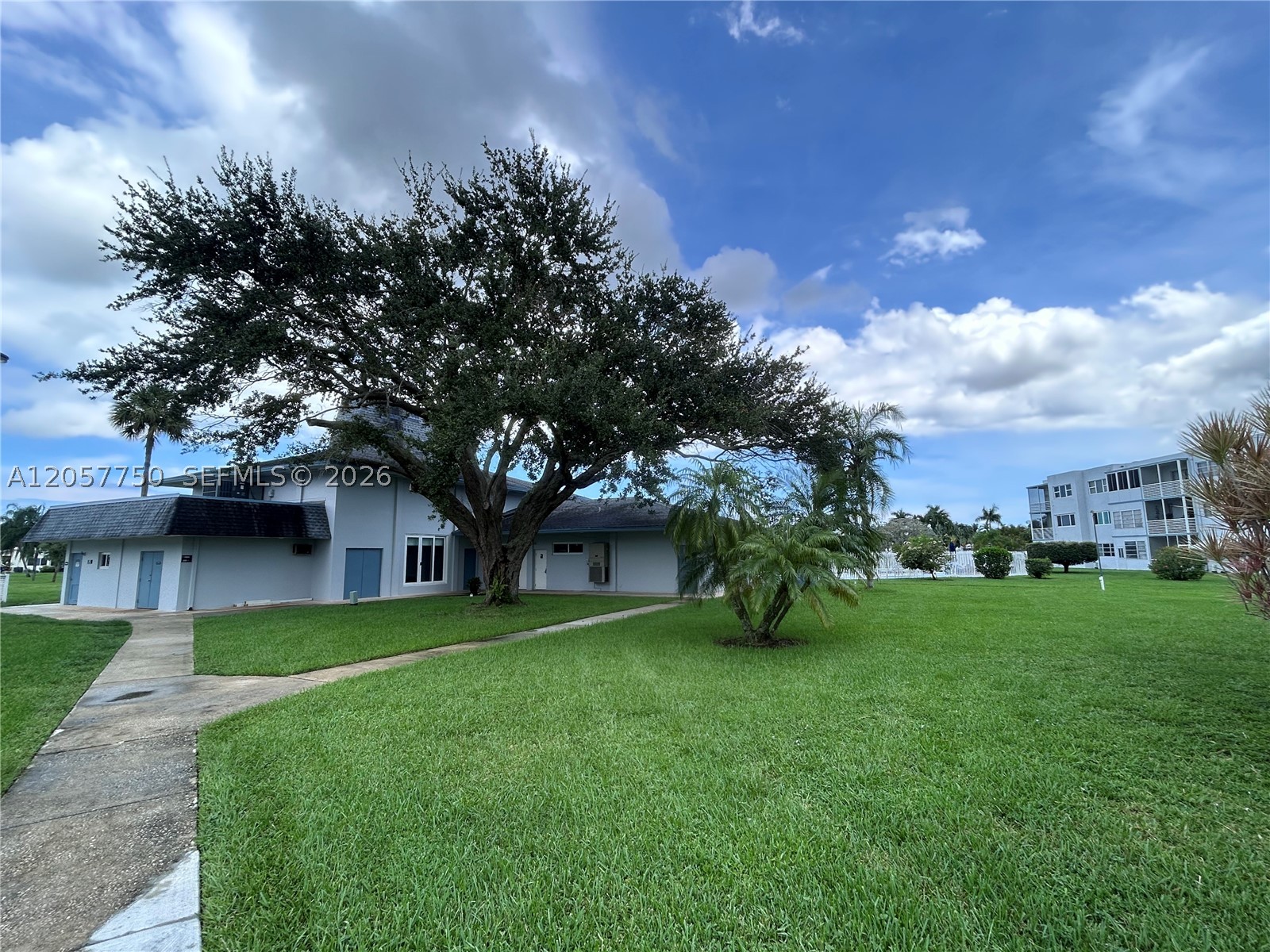 2300 Park Ln 201 Property Photo 57