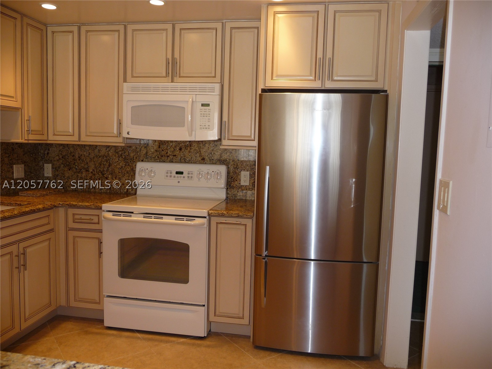 18071 Biscayne Blvd 603 Property Photo 4