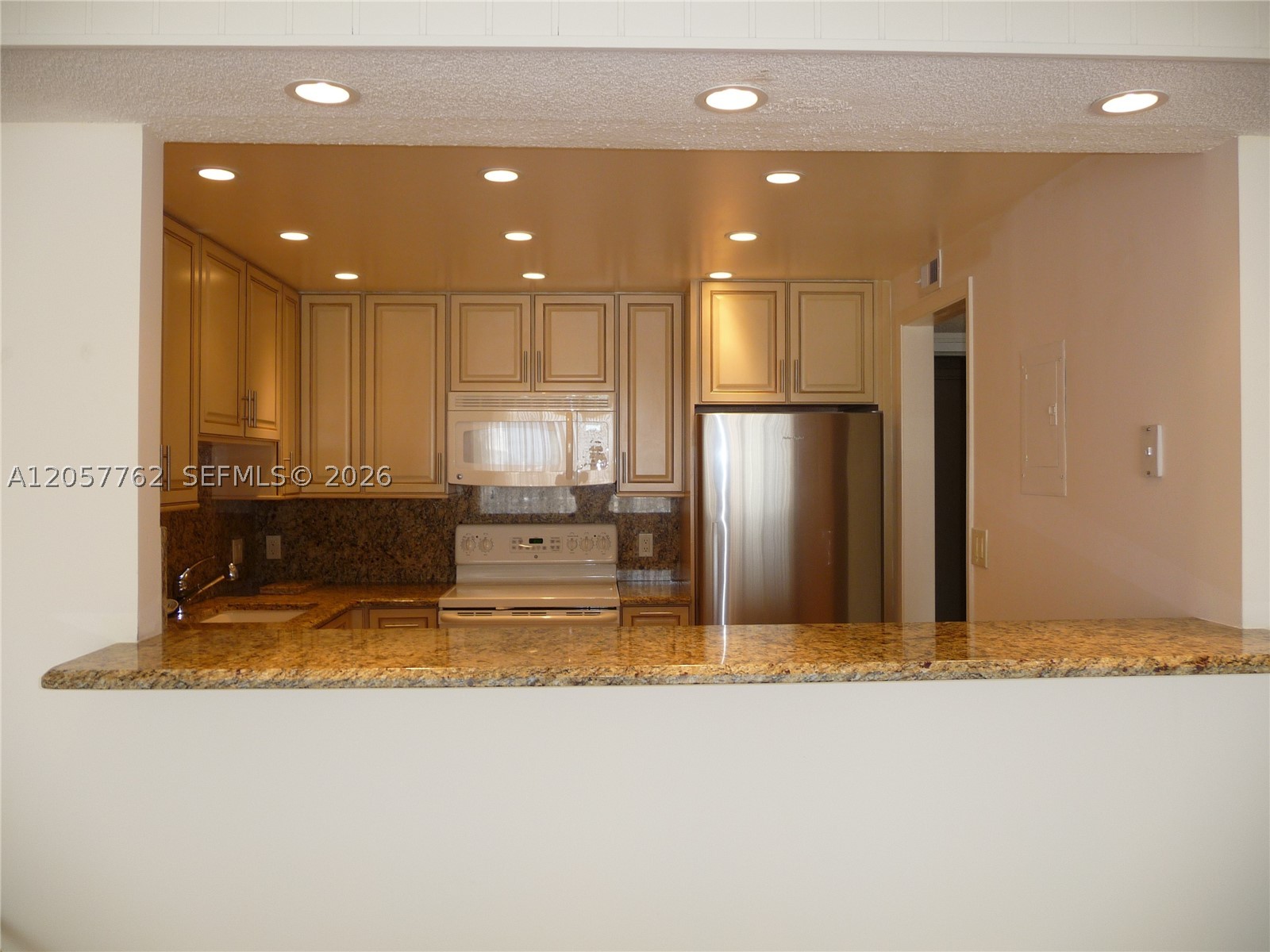 18071 Biscayne Blvd 603 Property Photo 6