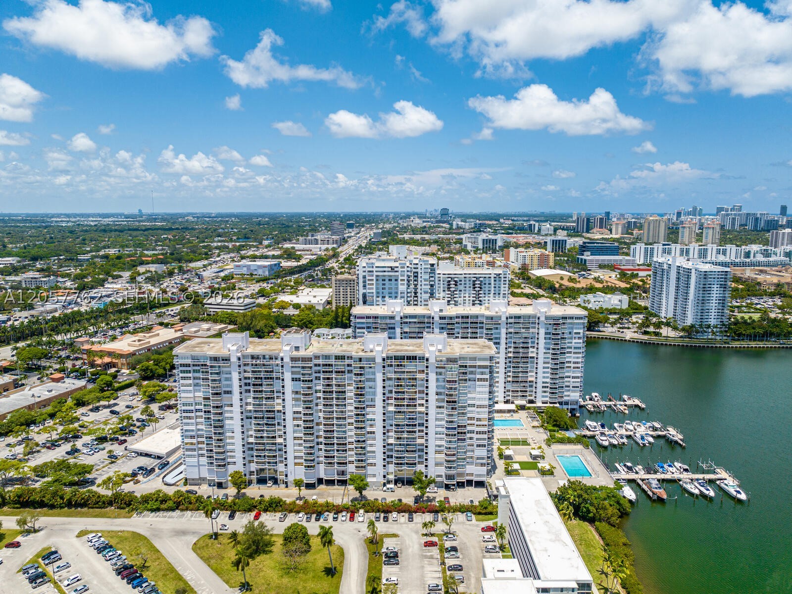 18071 Biscayne Blvd 603 Property Photo 31