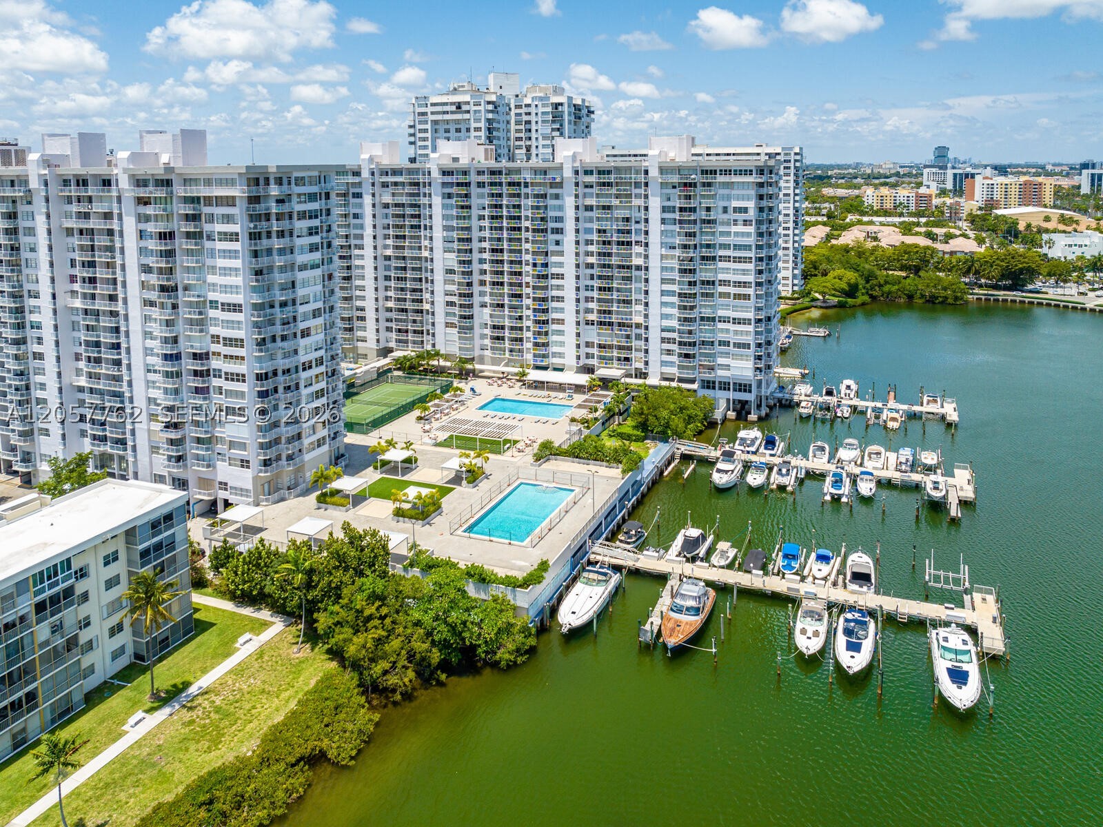 18071 Biscayne Blvd 603 Property Photo 45