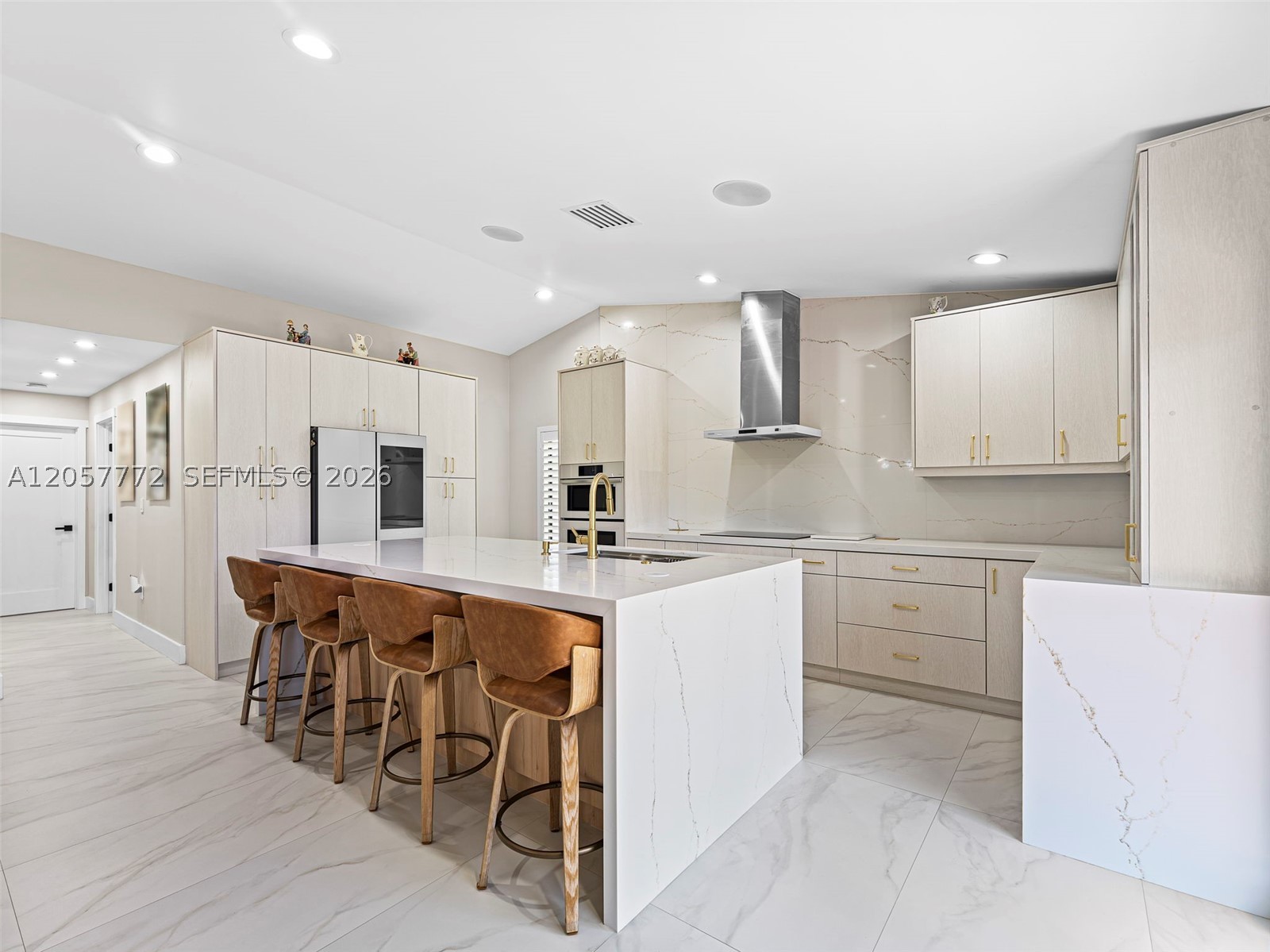 600 Fairfax Ave Property Photo 3