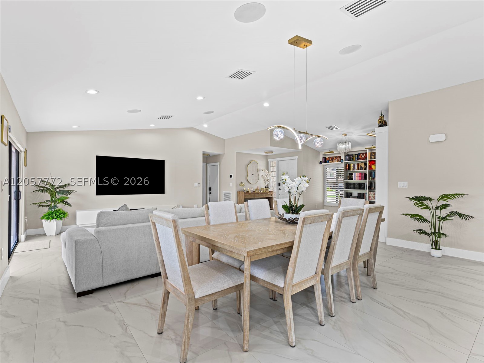 600 Fairfax Ave Property Photo 17