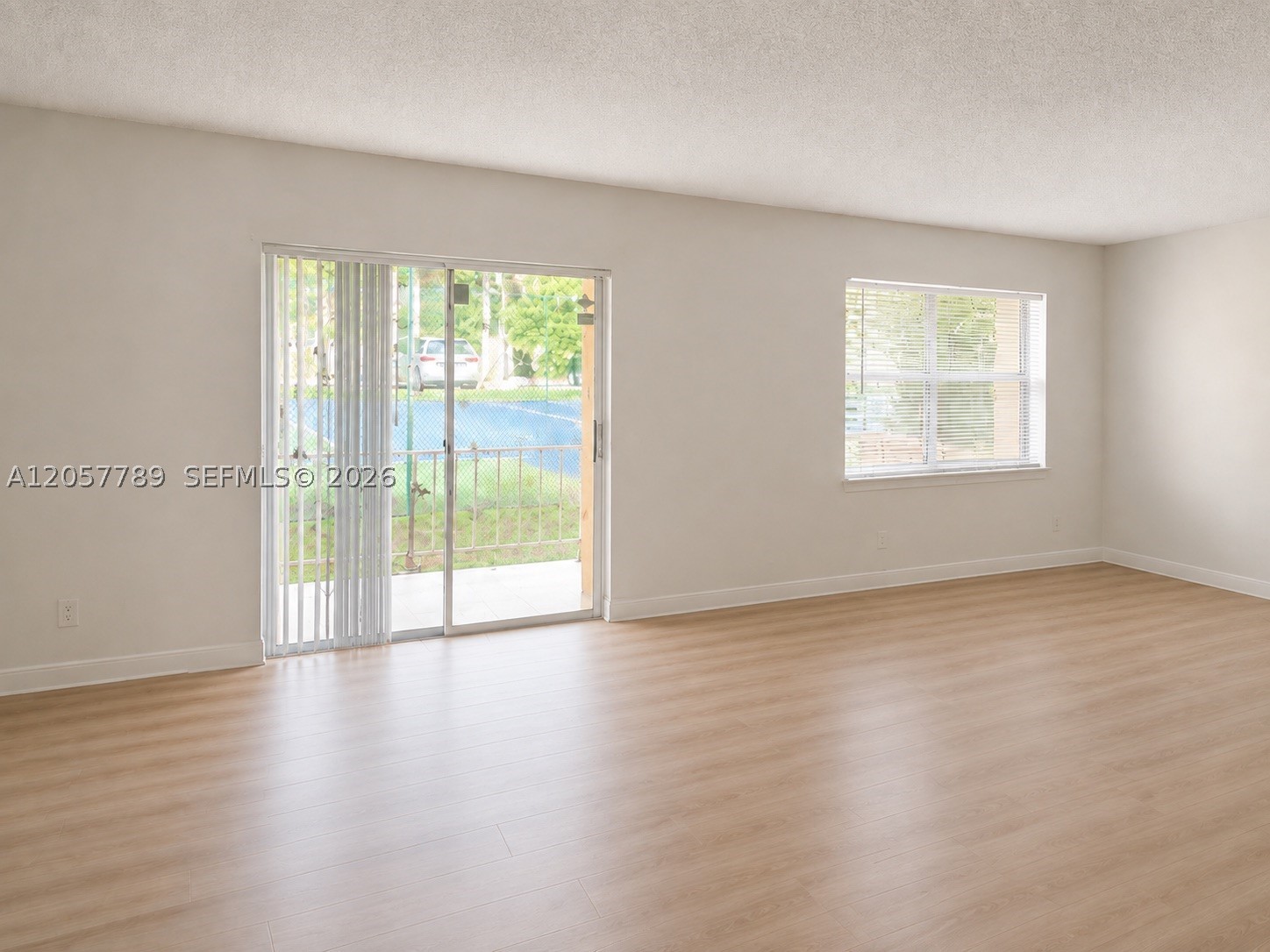 18101 Nw 68th Ave D101 Property Photo 4