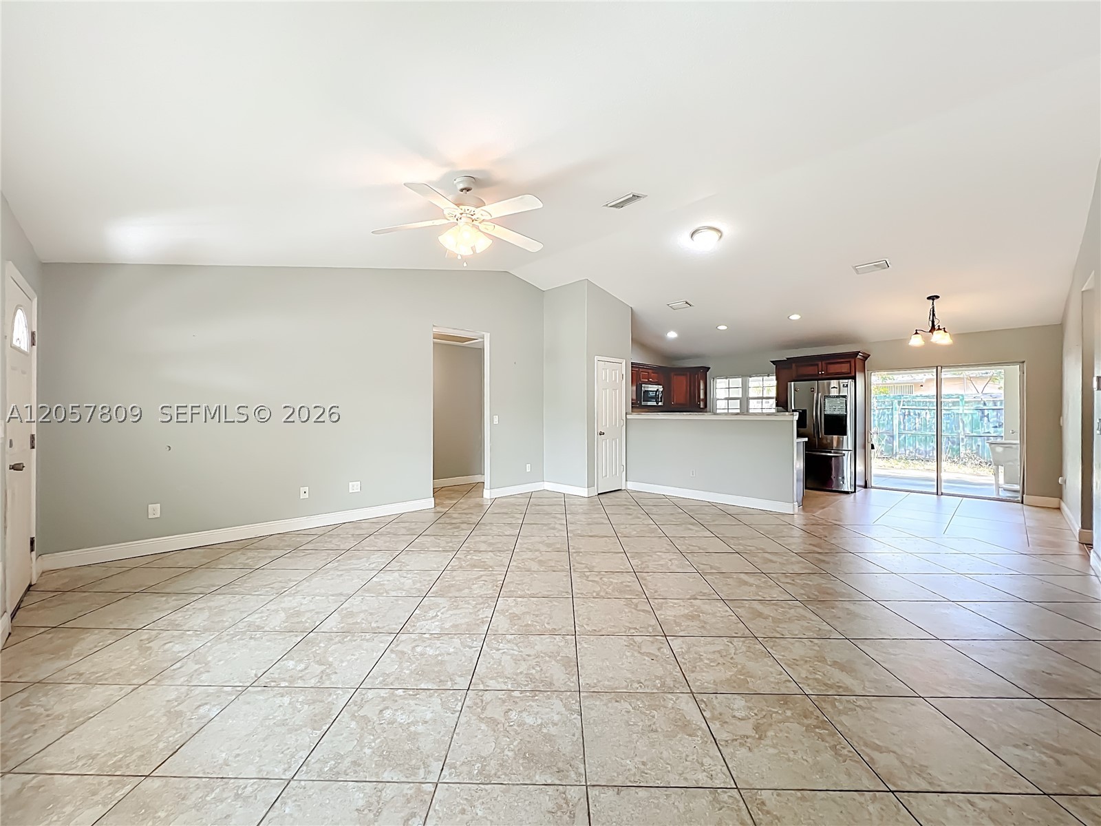 608 Masters Ave Property Photo 3