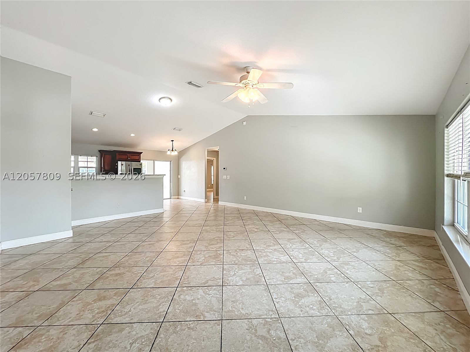 608 Masters Ave Property Photo 6