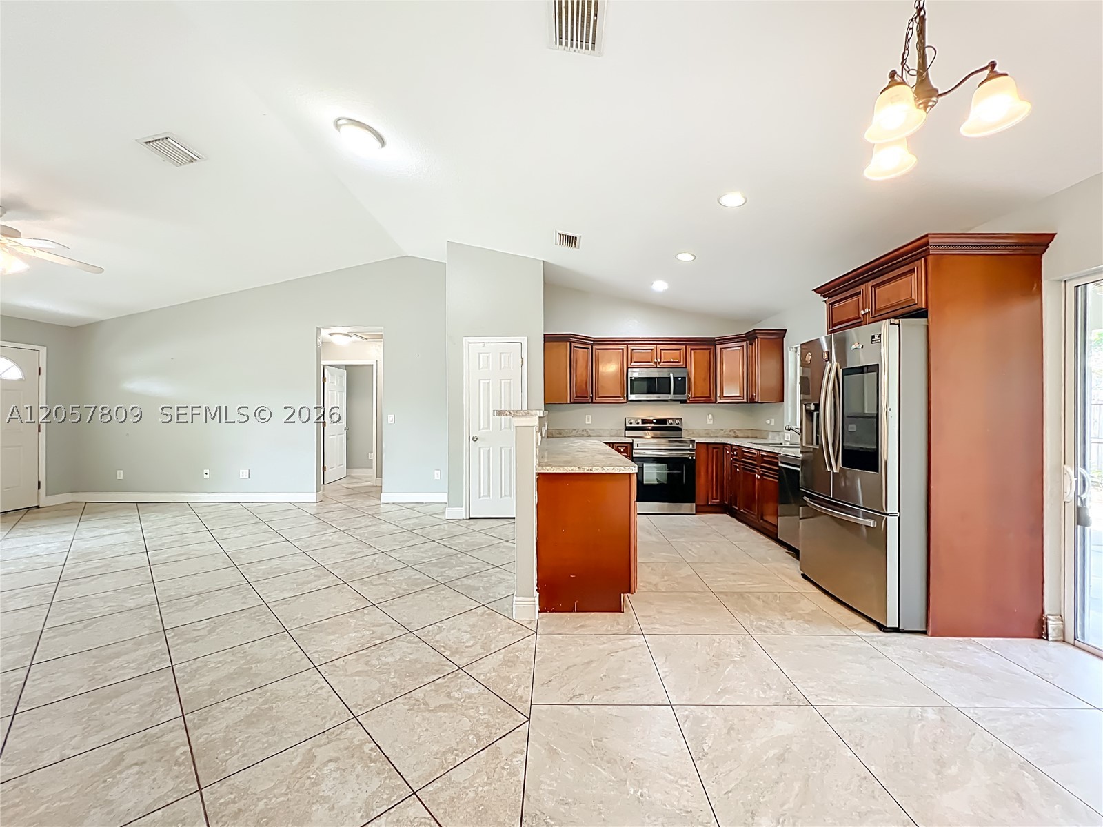 608 Masters Ave Property Photo 11