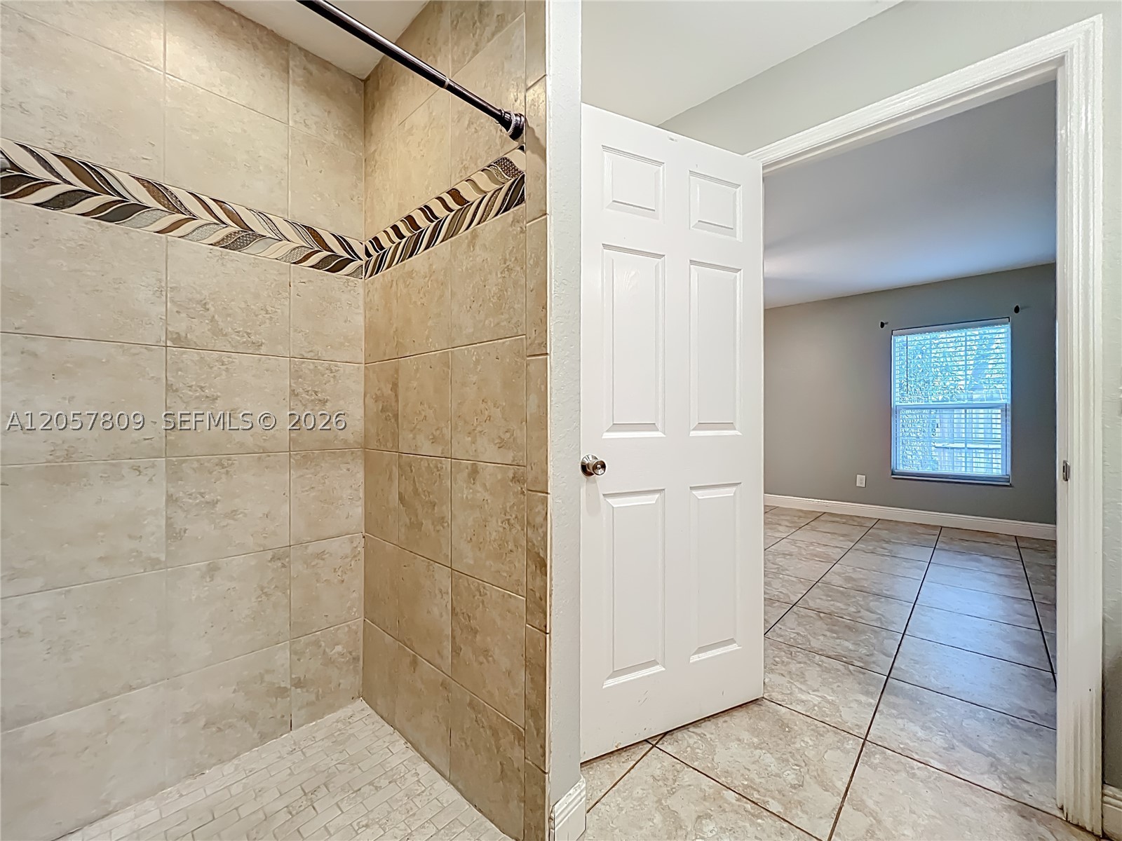 608 Masters Ave Property Photo 25