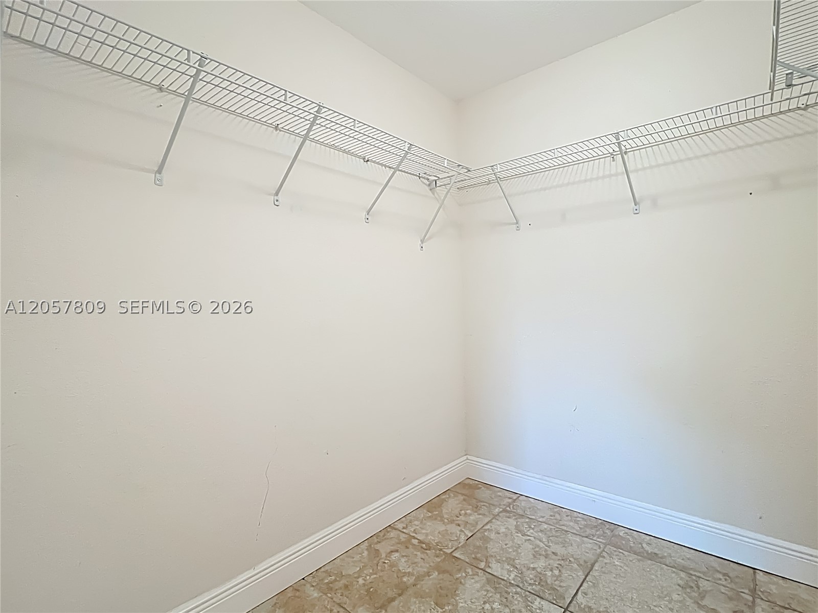 608 Masters Ave Property Photo 28