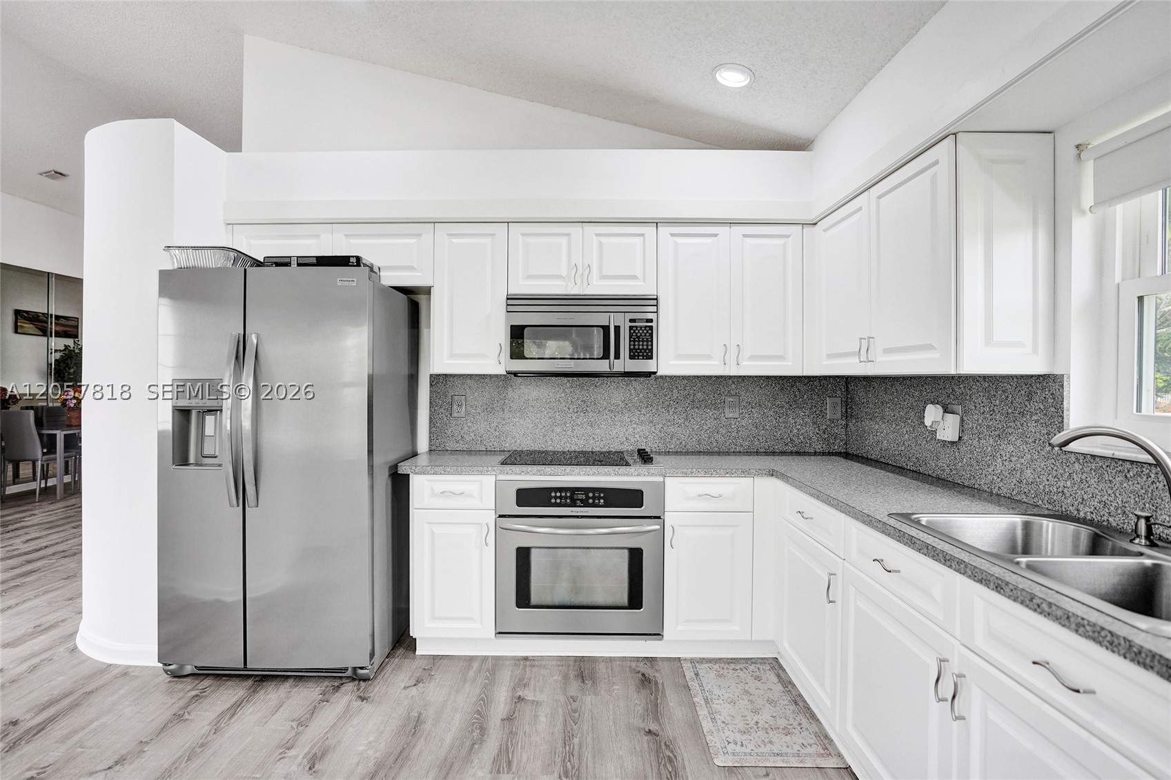 14049 Skye Ter 0 Property Photo 6