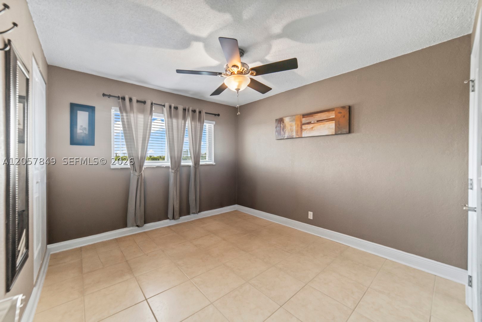 1818 Rodman St 4a Property Photo 17