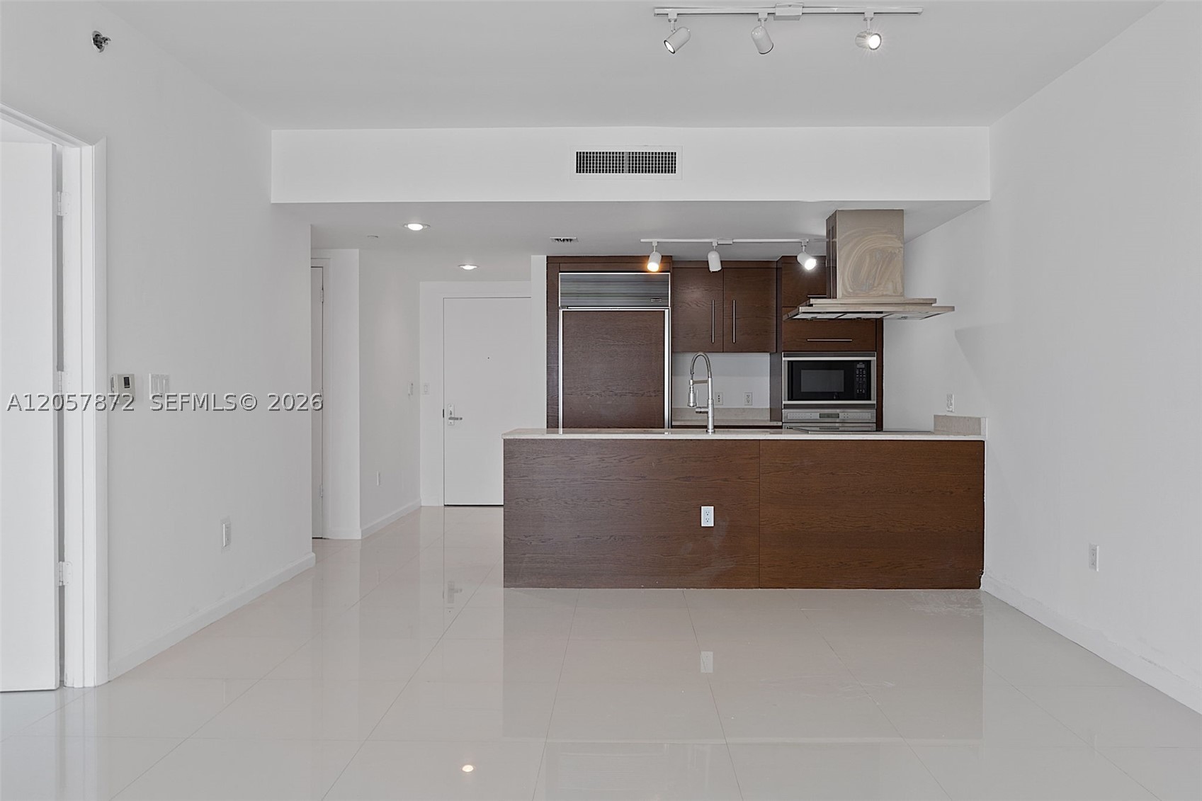 495 Brickell Ave 5007 Property Photo 7
