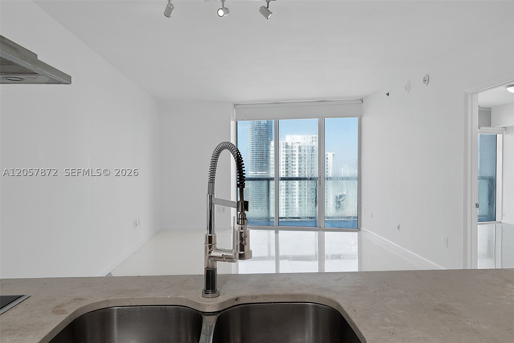495 Brickell Ave 5007 Property Photo 11