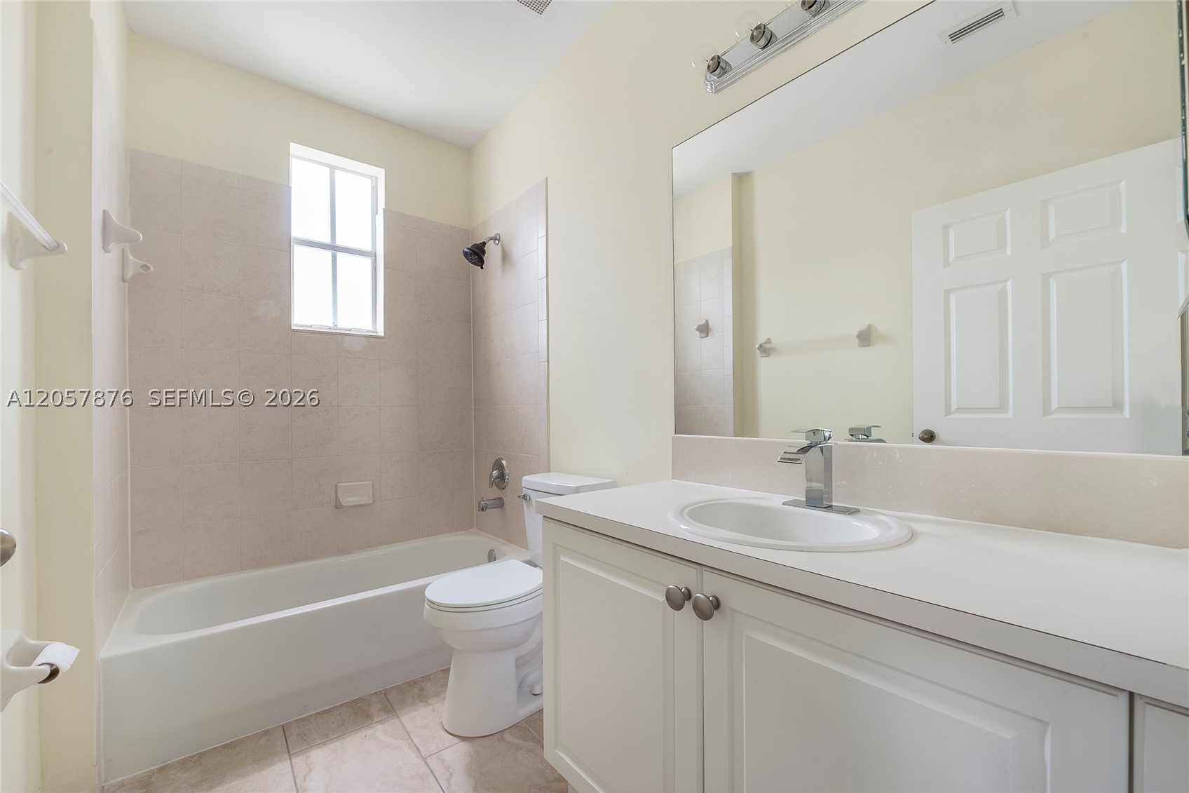 230 Se 29th Ave 1 Property Photo 8
