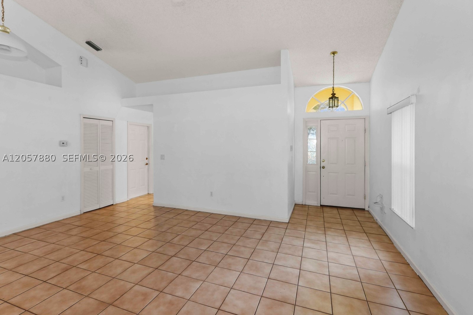 467 Se 20th Dr Property Photo 5