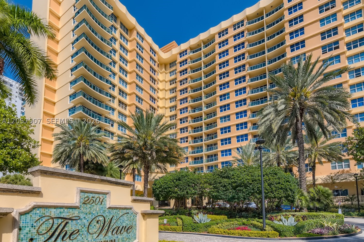 2501 S Ocean Dr 308 Property Photo 11
