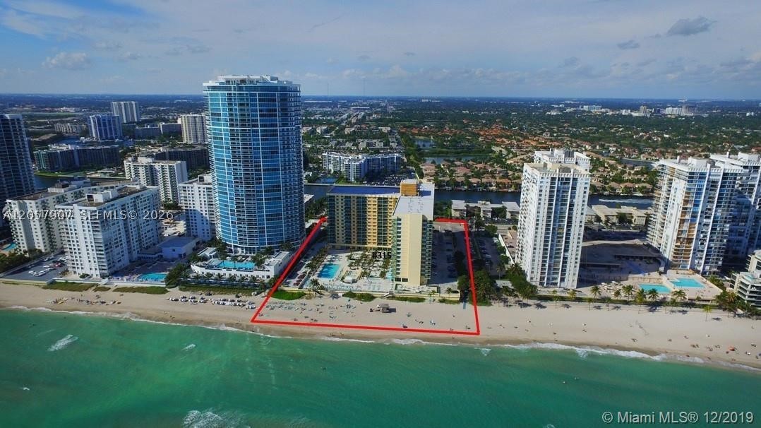 2501 S Ocean Dr 308 Property Photo 14