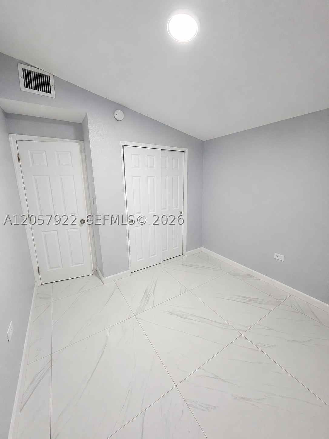 552 Ne 161st St Property Photo 13