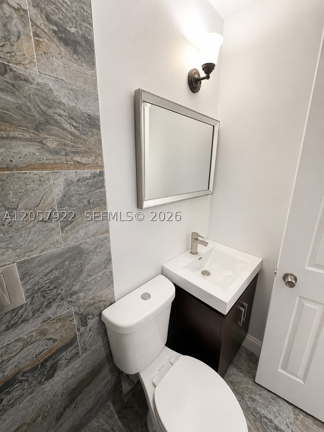 552 Ne 161st St Property Photo 18