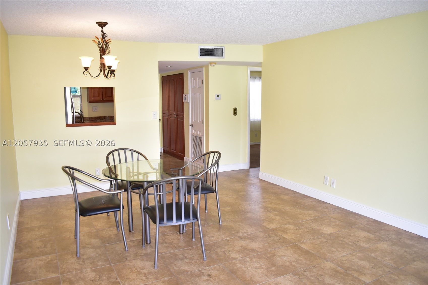 8901 Sunrise Lakes Blvd 211 Property Photo 8